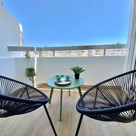 Playa De San Juan Piscina Garaje Wifi A/a Apartment *